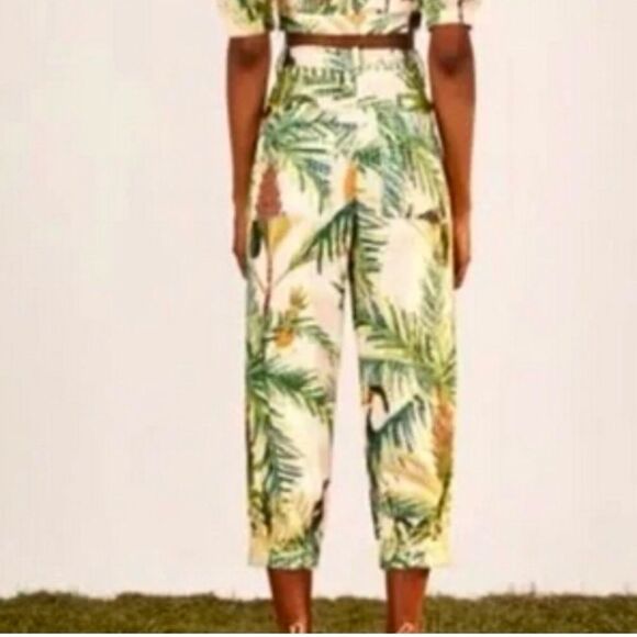 NEW FARM Rio Toucan Paradise Eyelet Pants Tropical Toucan Bird Yellow Size L - Picture 1 of 16